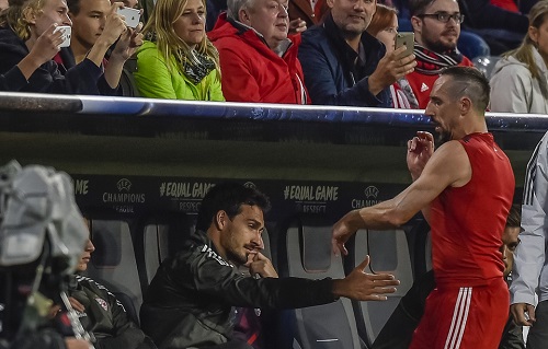 L'attitude de Ribéry après son remplacement face à Anderlecht ne plait pas à Carlo Ancelotti
