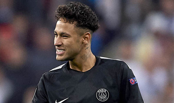 Un autre ancien international brésilien tacle Neymar Un autre ancien international brésilien tacle Neymar