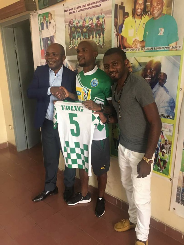 Le frère d’Eto’o s’engage avec le champion du Cameroun Le frère d’Eto’o s’engage avec le champion du Cameroun