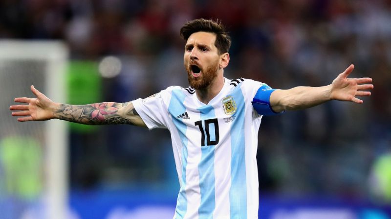 Voici comment l’Argentine favorise Ronaldo dans sa rivalité avec Messi Voici comment l’Argentine favorise Ronaldo dans sa rivalité avec Messi