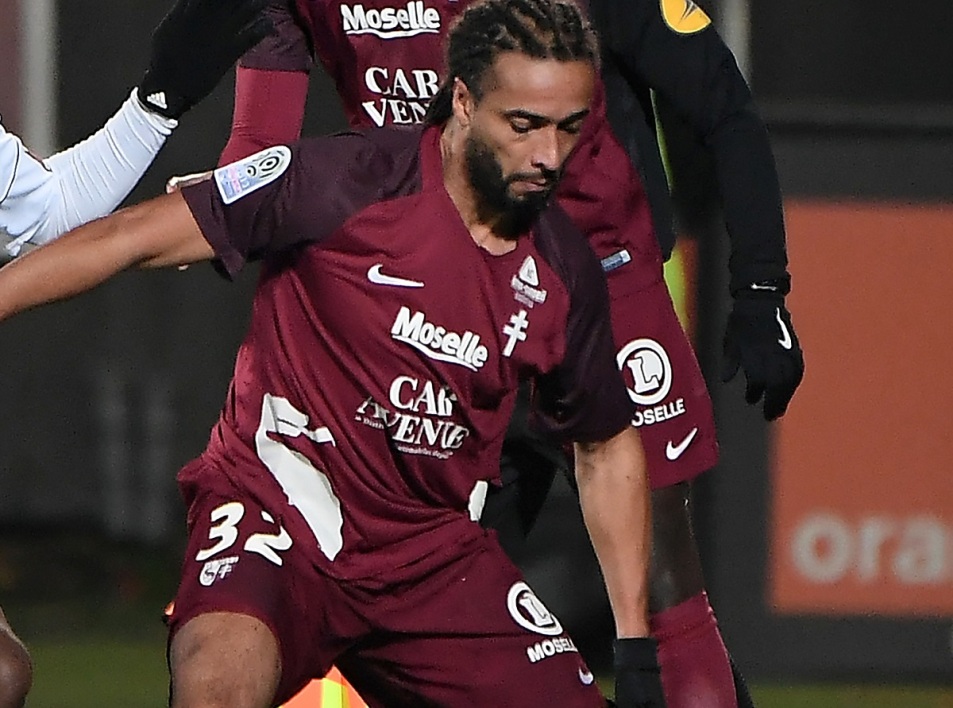 Assou Ekotto, toujours pas remis contre Lyon Assou Ekotto, toujours pas remis contre Lyon