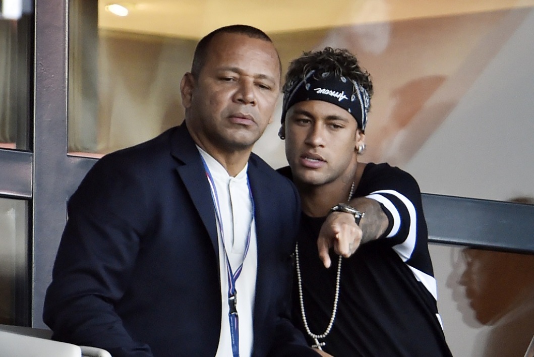 Neymar père met fin à la polémique sur l’avenir de son fils Neymar père met fin à la polémique sur l’avenir de son fils