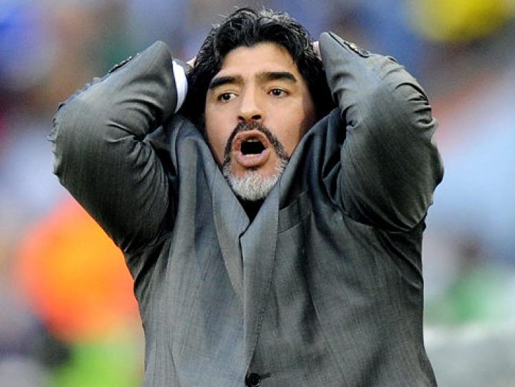 Maradona démissionne Maradona démissionne
