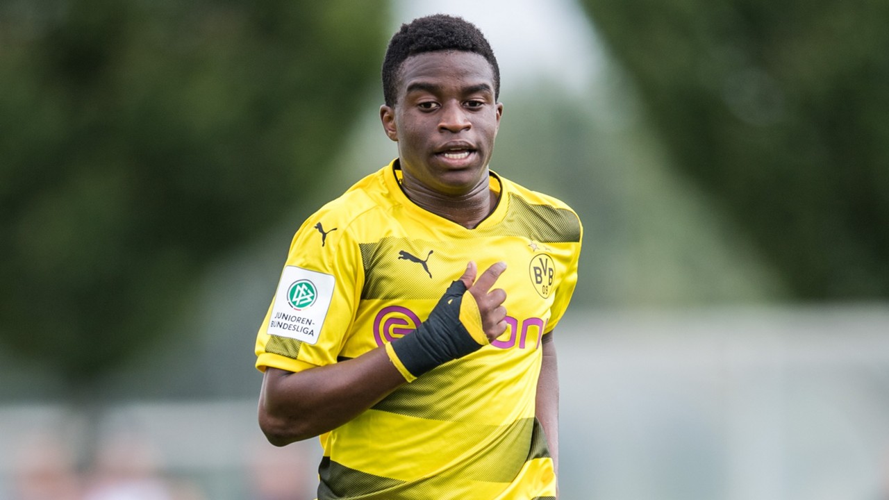 Les chiffres ahurissants de Moukoko avec Dortmund Les chiffres ahurissants de Moukoko avec Dortmund
