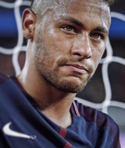Neymar dépose une requête contre le Barça auprès de la FIFA