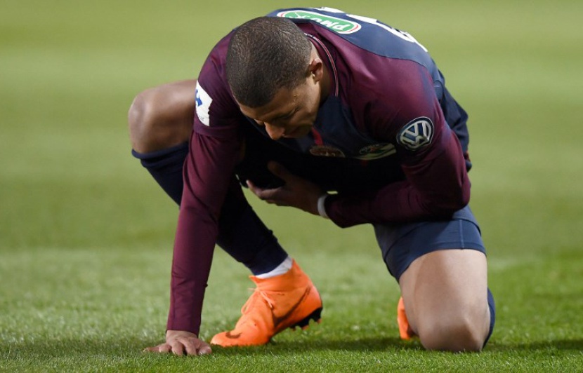Le PSG avec Mbappé contre le Real, malgré une alerte à la cheville Le PSG avec Mbappé contre le Real, malgré une alerte à la cheville