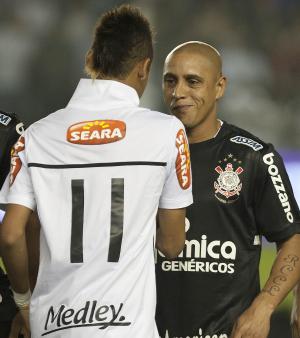 Roberto Carlos voit aussi Neymar au Real Madrid Roberto Carlos voit aussi Neymar au Real Madrid