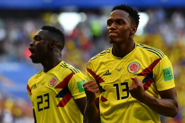 Barcelone : L'agent de Yerry Mina a discuté avec Everton ! Barcelone : L'agent de Yerry Mina a discuté avec Everton !