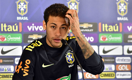 PSG : Neymar sort du silence sur sa relation avec Emery !