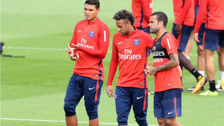Neymar s’est excusé devant ses coéquipiers du PSG 