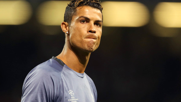 Les Supporters du Real Madrid  ne comprennent pas le silence de Cristiano Ronaldo
