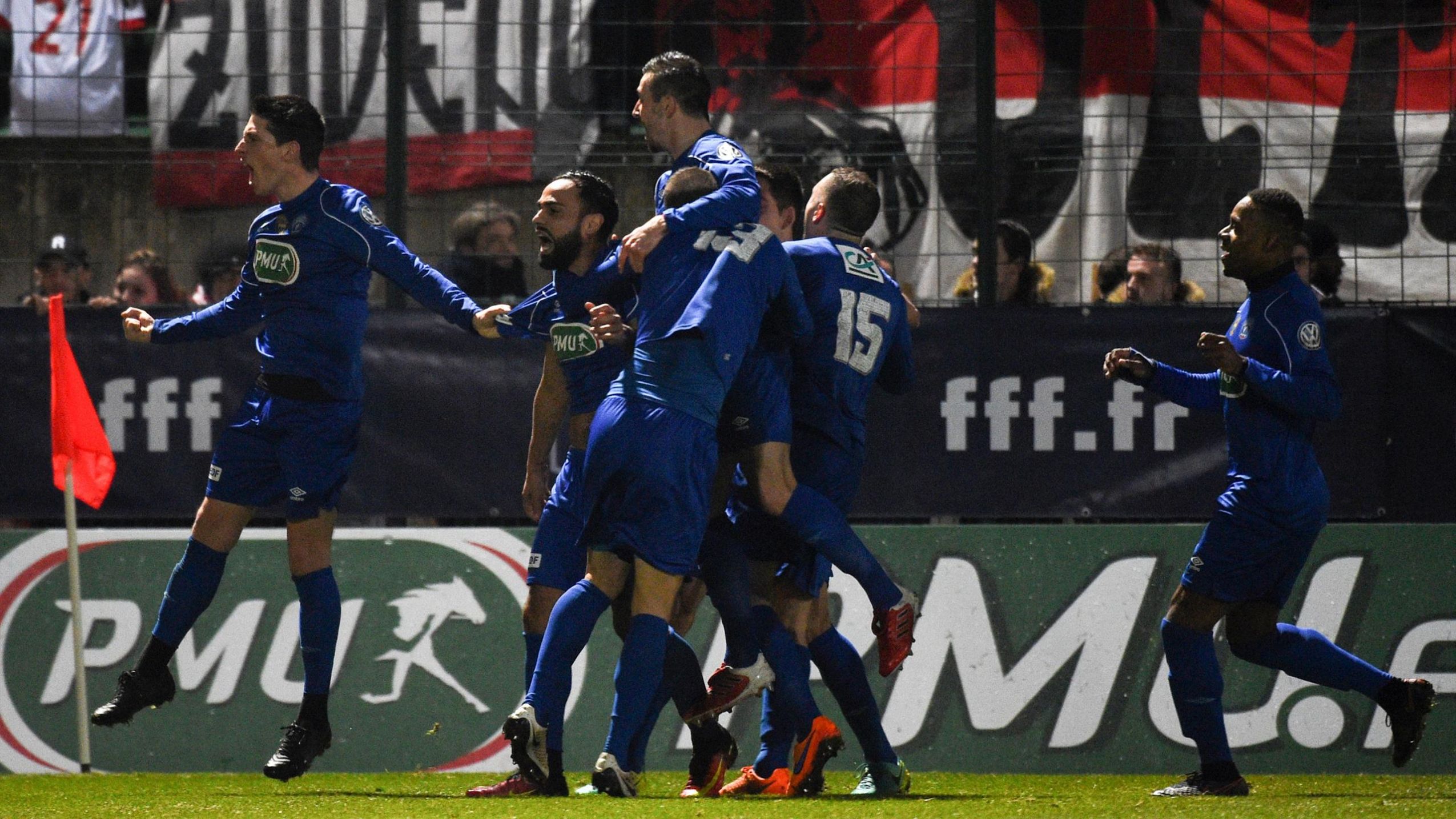 Bahoken et Strasbourg éliminés de la coupe de France par un club de 3è division Bahoken et Strasbourg éliminés de la coupe de France par un club de 3è division