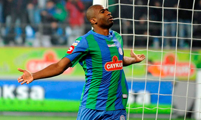 Kweuke sur le départ à Rizespor ?