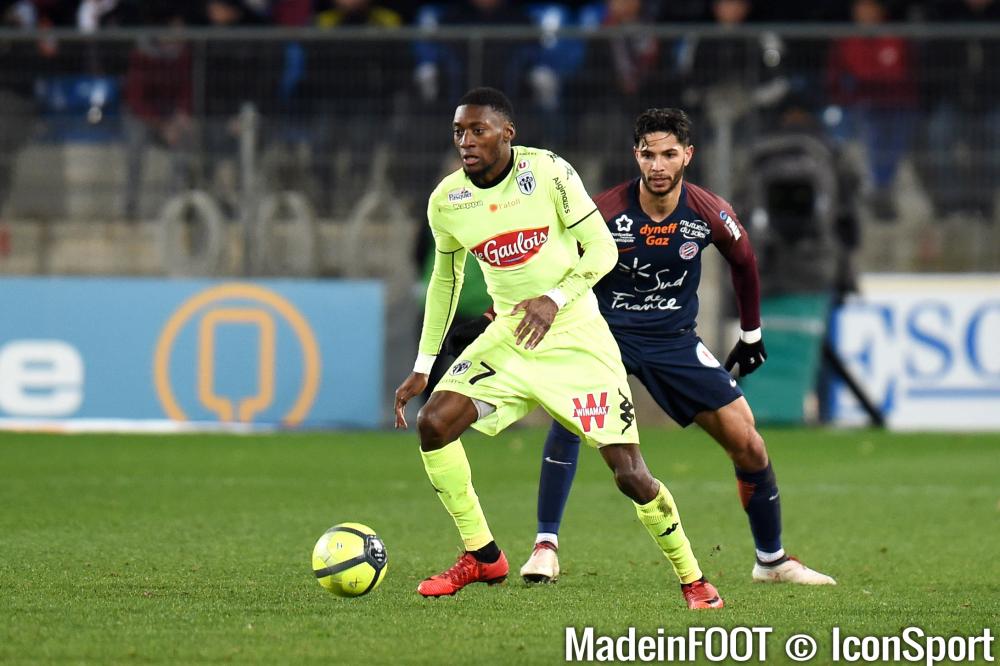 Villareal veut remplacer Bakambu par Toko Ekambi Villareal veut remplacer Bakambu par Toko Ekambi