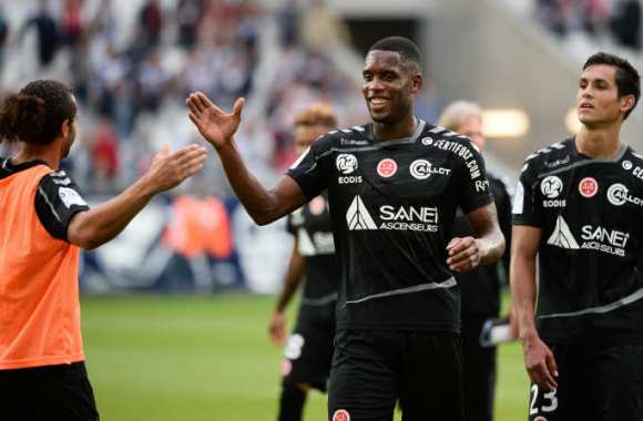 Siebatcheu et Reims, de retour en Ligue 1 Siebatcheu et Reims, de retour en Ligue 1