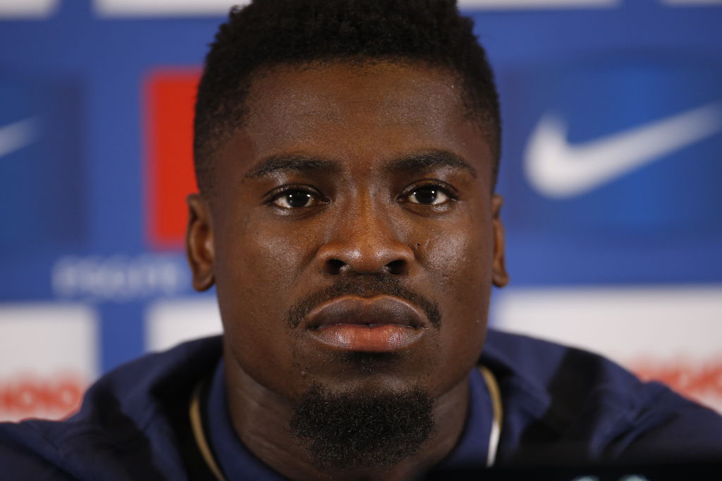Aurier reconnait avoir manqué de respect au PSG Aurier reconnait avoir manqué de respect au PSG