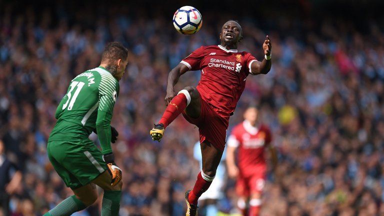 Trois matchs de suspension pour Sadio Mané Trois matchs de suspension pour Sadio Mané