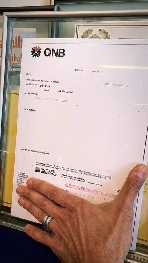 L’avocat de Neymar a conservé le chèque de son transfert au PSG