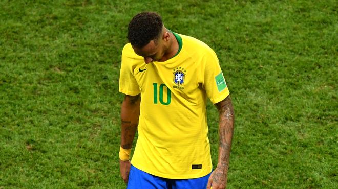 Neymar a le moral en berne après l’élimination du Brésil Neymar a le moral en berne après l’élimination du Brésil