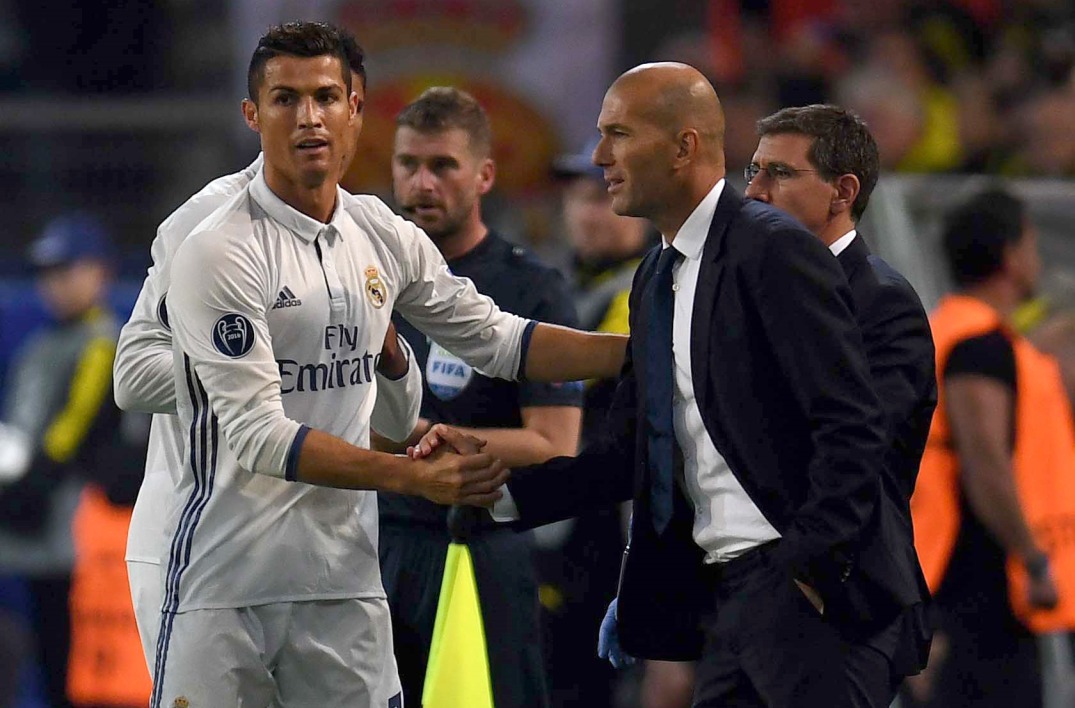 Un pacte secret entre Ronaldo et Zidane ? Un pacte secret entre Ronaldo et Zidane ?