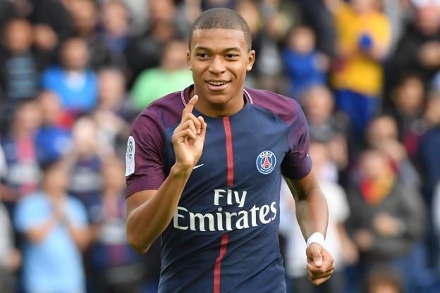 Mbappé, au PSG à contre cœur ? 