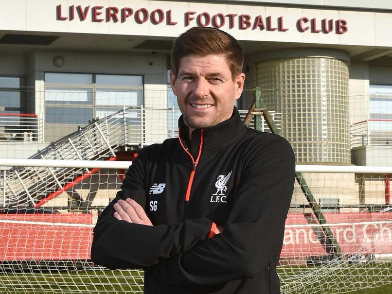 Gerrard, coach des U19 de Liverpool 