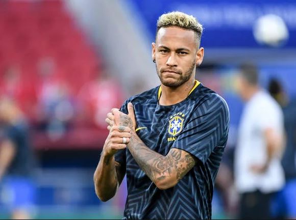 Mercato-Real Madrid: Le Real Madrid aurait proposé un salaire gigantesque à Neymar pour l'attirer !