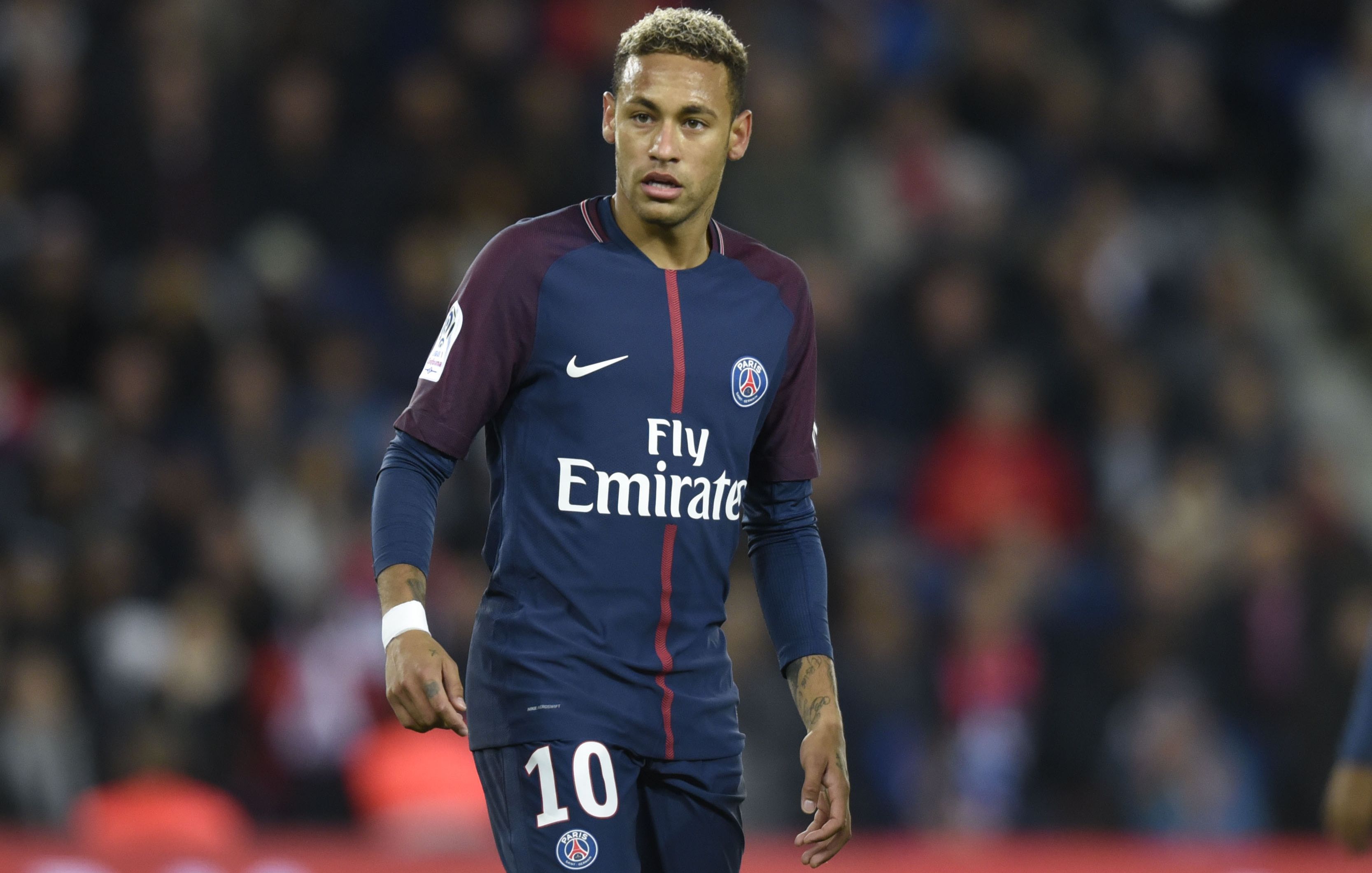 Neymar s’ennuierait en France