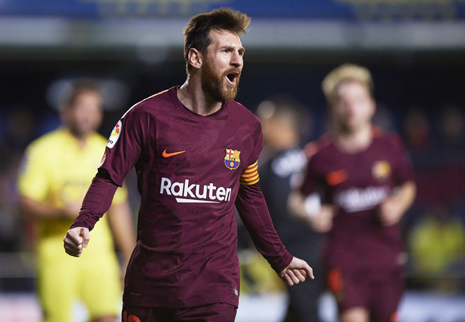 Messi brise la malédiction contre Chelsea Messi brise la malédiction contre Chelsea