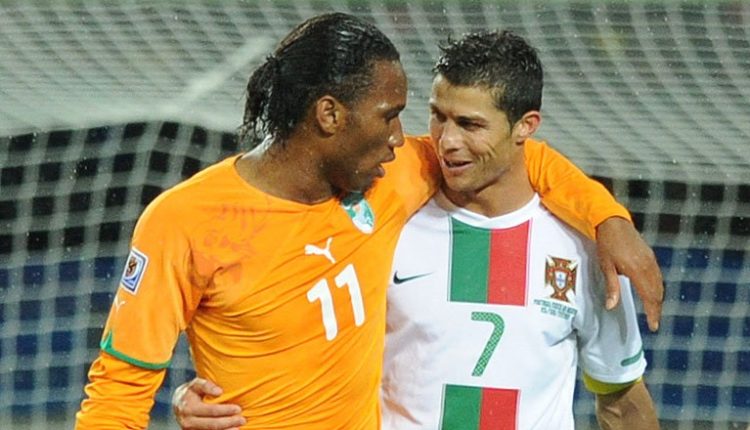 La réaction de Didier Drogba sur le choix de Cristiano Ronaldo ! La réaction de Didier Drogba sur le choix de Cristiano Ronaldo !