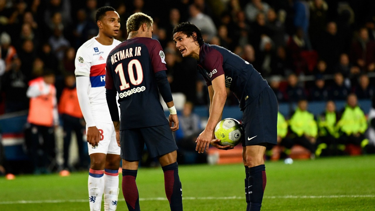 Neymar évoque le Penaltygate avec Cavani