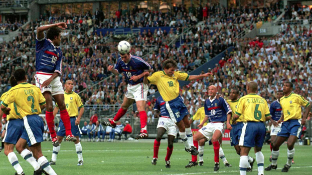 Platini reconnait "une petite magouille" lors de la coupe du monde de football 1998 Platini reconnait "une petite magouille" lors de la coupe du monde de football 1998