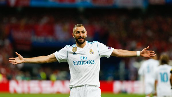 Mercato : Carlo Ancelotti ne lâche pas Benzema ! Mercato : Carlo Ancelotti ne lâche pas Benzema !
