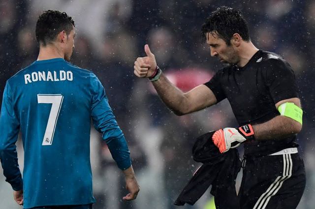 Tout le monde s’incline devant Ronaldo Tout le monde s’incline devant Ronaldo