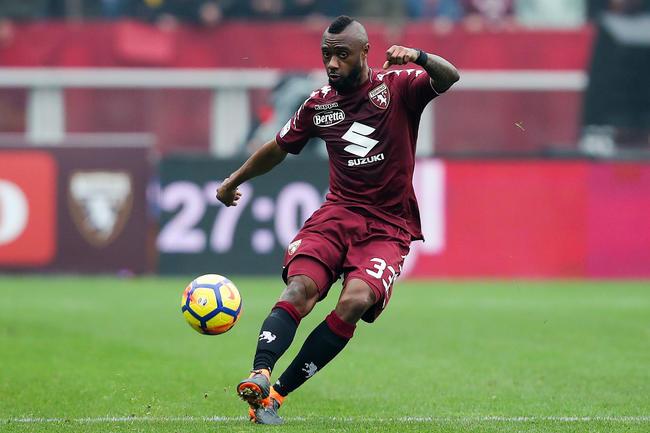 Lyon officialise le transfert de Nkoulou Lyon officialise le transfert de Nkoulou