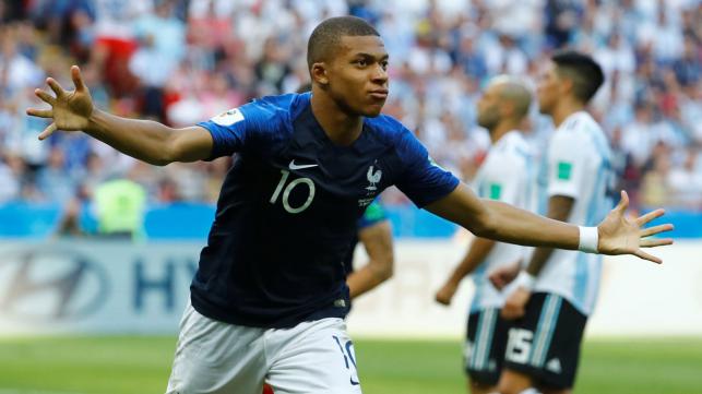 Suarez ne craint pas Mbappé