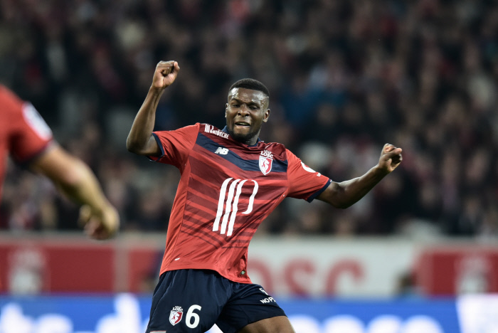 Le coach de Lille veut « plus de caractère » pour Amadou