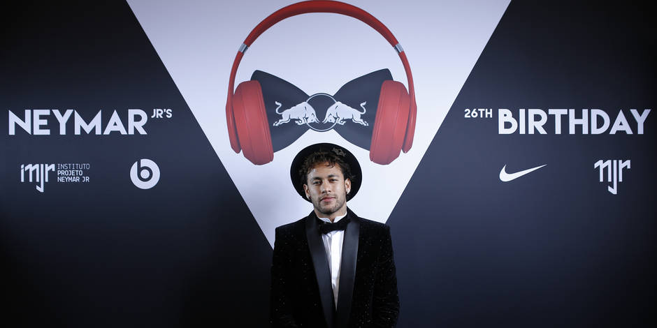 L’anniversaire de Neymar énerve les coéquipiers de Teikeu L’anniversaire de Neymar énerve les coéquipiers de Teikeu