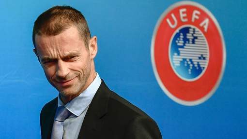Le président de l'UEFA veut limiter le nombre de joueurs sous contrat par club