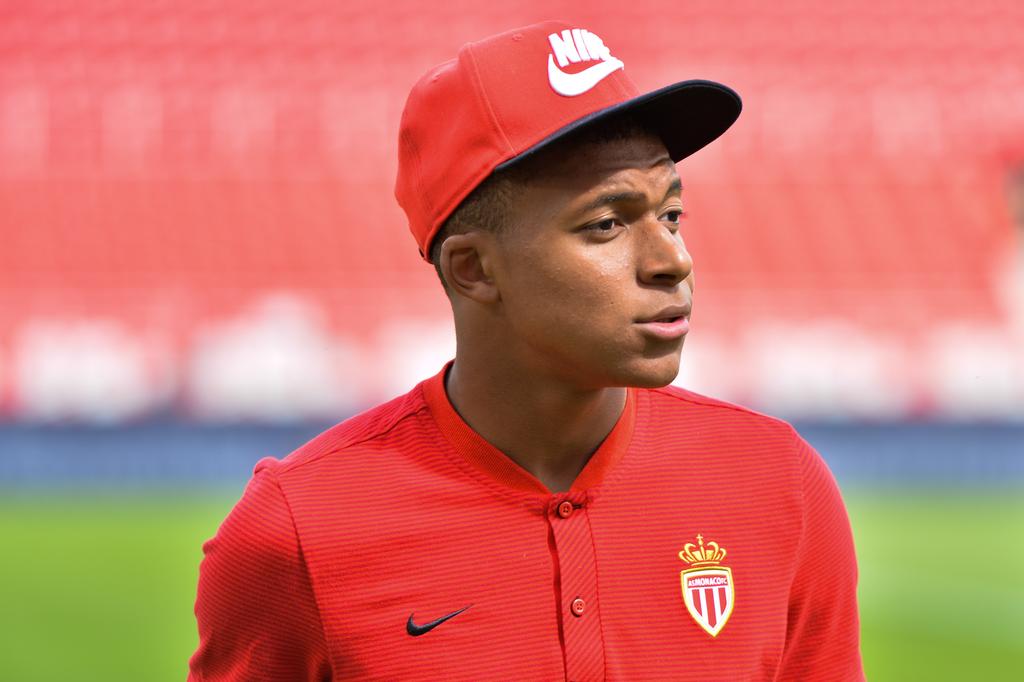 Les 10 joueurs nommés pour le trophée de Joueur de l'UEFA de l'année 2016/17 sont... Les 10 joueurs nommés pour le trophée de Joueur de l'UEFA de l'année 2016/17 sont...