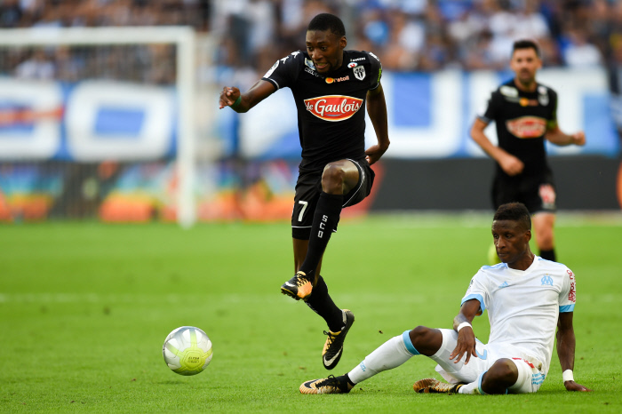 Le repositionnement qui a transformé Toko Ekambi en serial buteur 